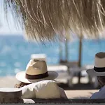 Mi Capricho C16 Beachfront