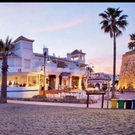 Mi Capricho C16 Beachfront Appartement